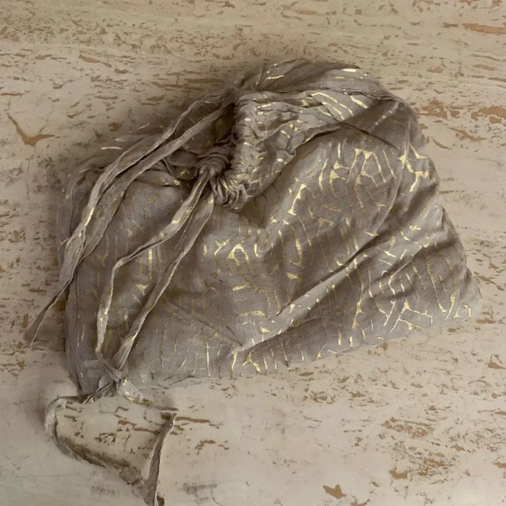 S&D Westwood scarf metallic trellis * small imperfection (1)